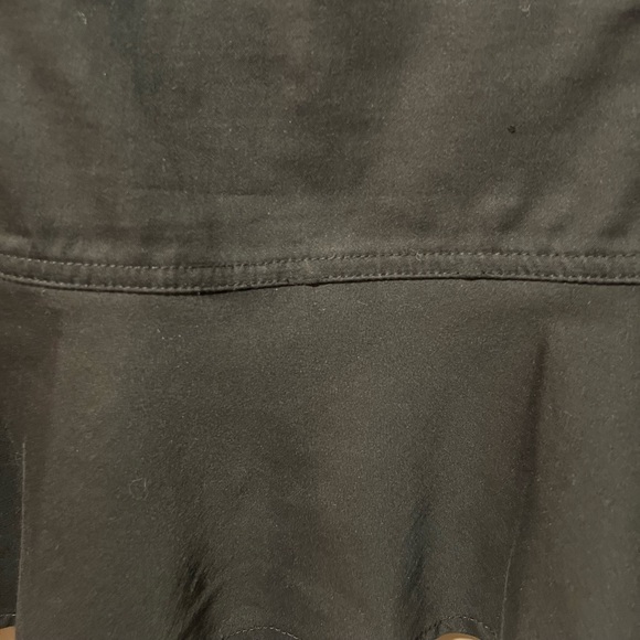 ❗️FREE w/purchase❗️Ricki’s Ladies Size 6 Black Skirt (minor repair needed) - Picture 6 of 14